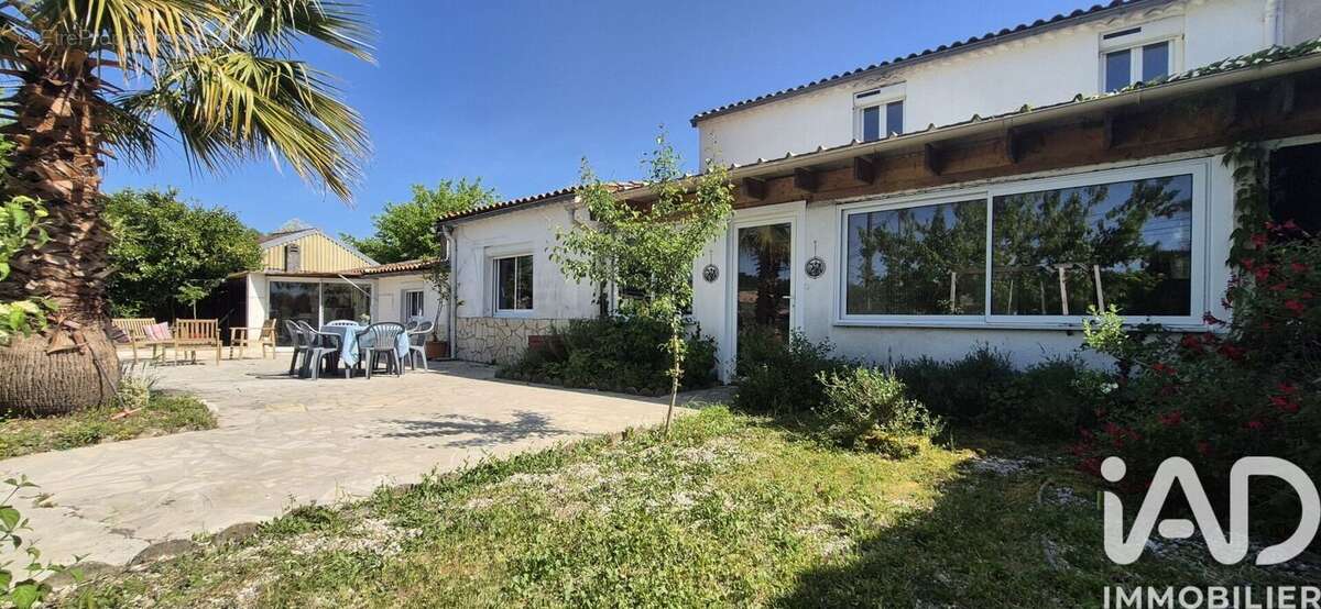 Photo 3 - Maison à SOUSSANS
