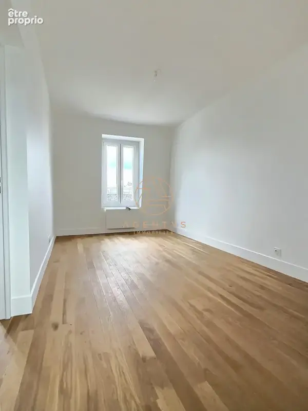 Photo Appartement à Saint-Maur-Des-Fosses au prix de 249 000€