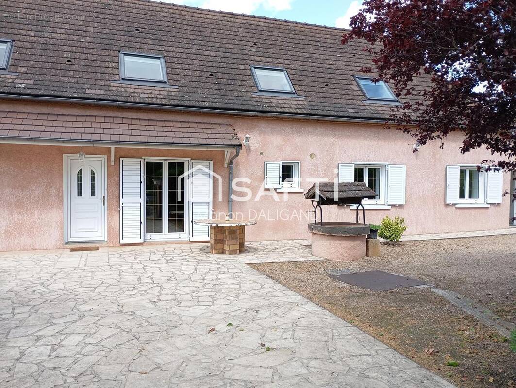 Photo 1 - Maison à DIGOIN
