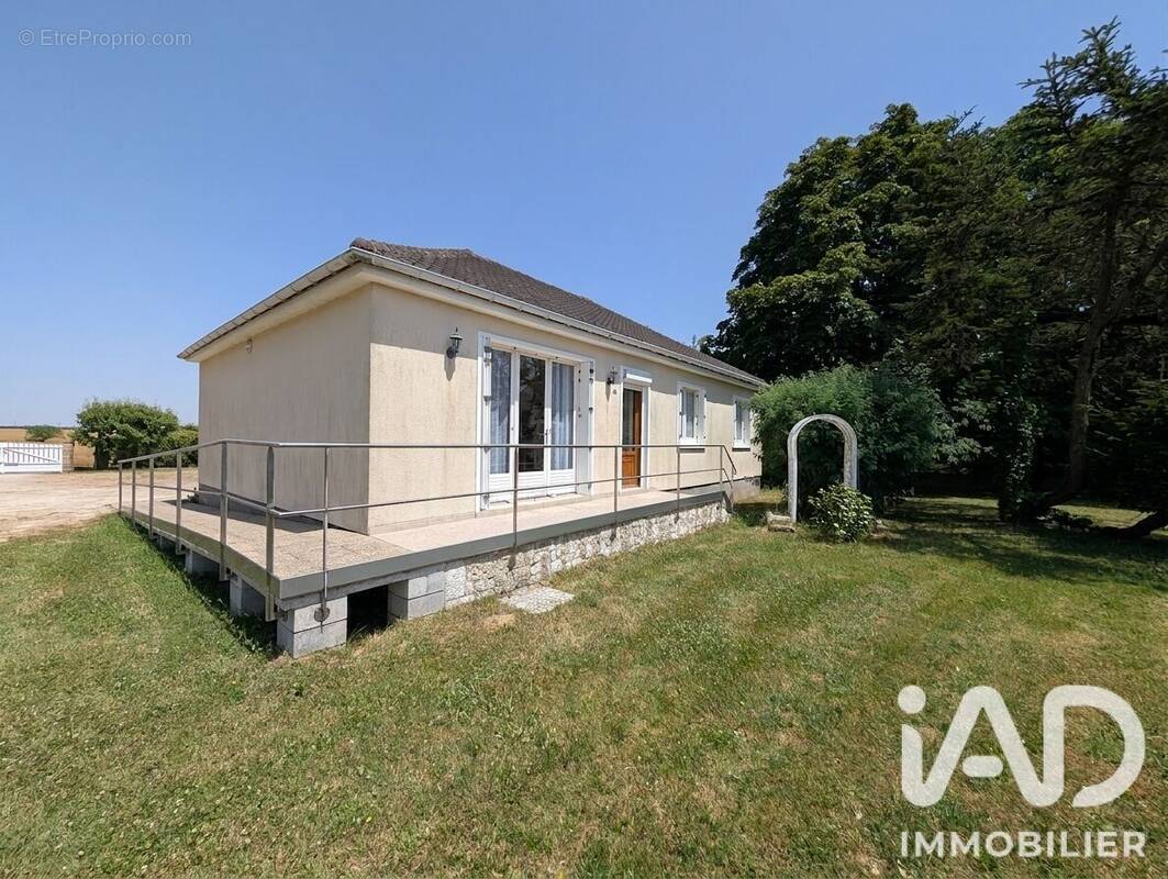 Photo 1 - Maison à DANZE