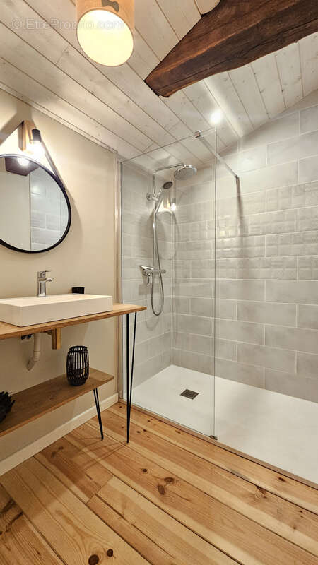 Maison à LES HERBIERS