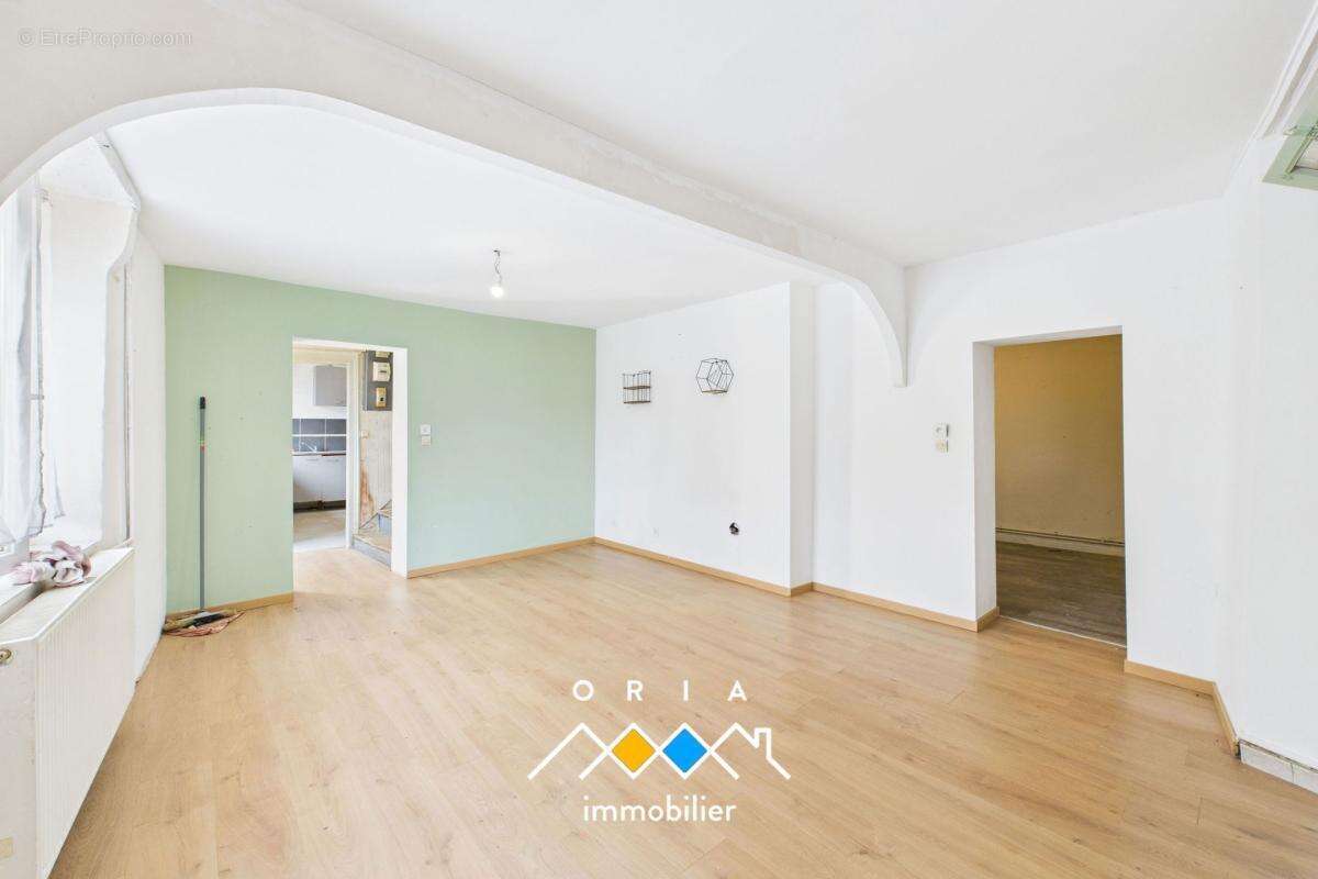 Maison de village à rénover à Vandelainville - photo 2