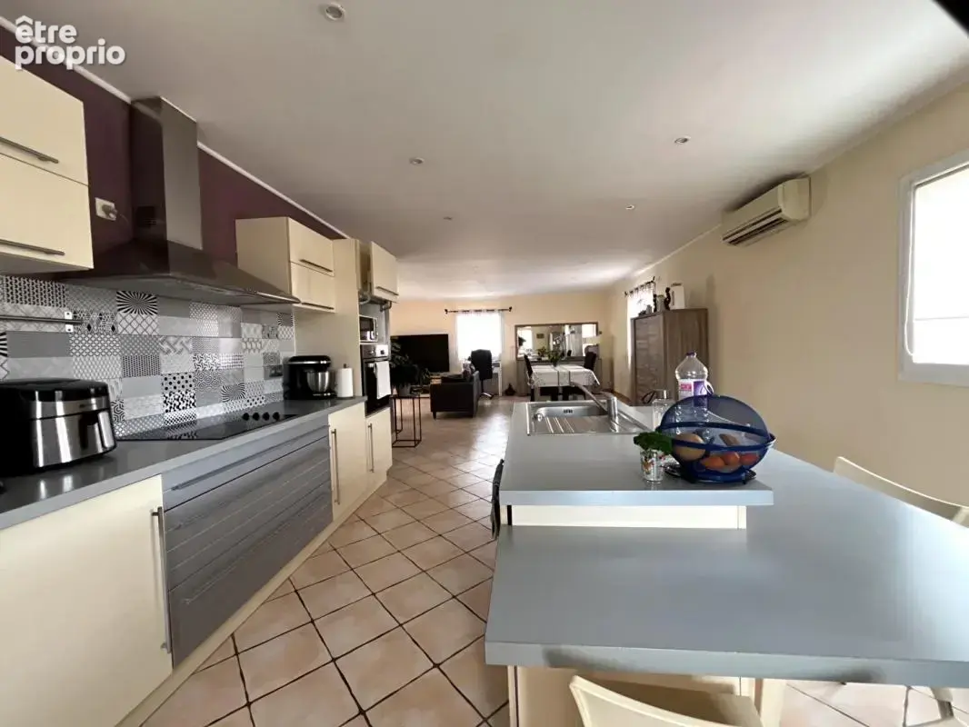Magnifique villa de 130 m² sur un terrain 4 faces de 740 m² au fond d'une impasse calme - photo 9
