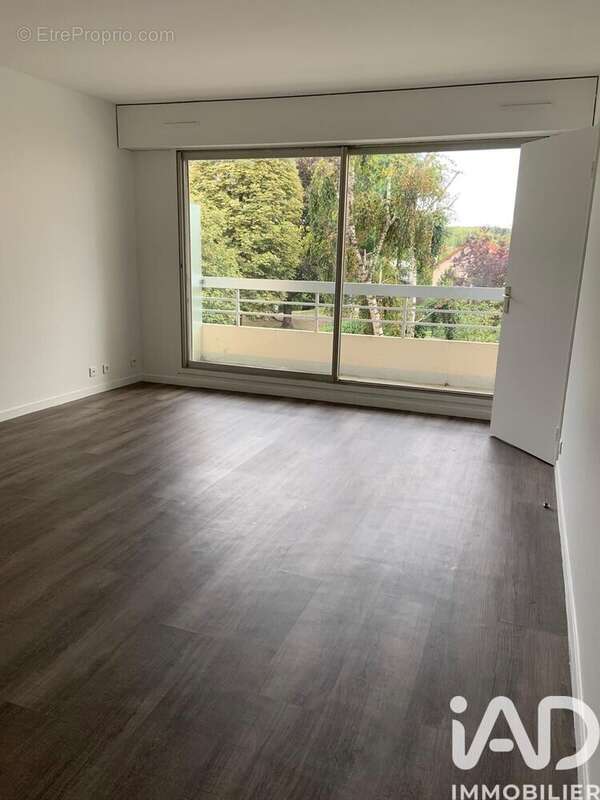 Appartement 30 m² à Soisy-Sous-Montmorency  - photo 2
