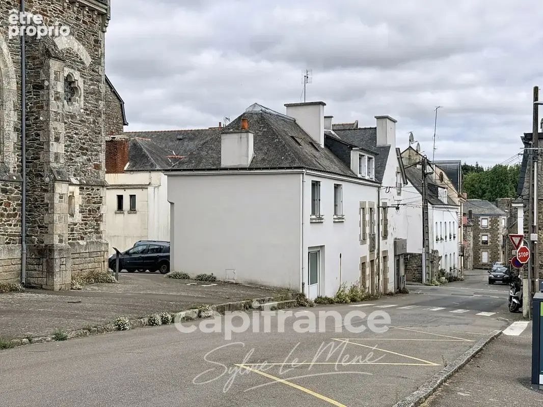 Maison à Immeuble de rapport avec logements 9 pièces + local commercial – fort potentiel- ROHAN (56) - photo 27