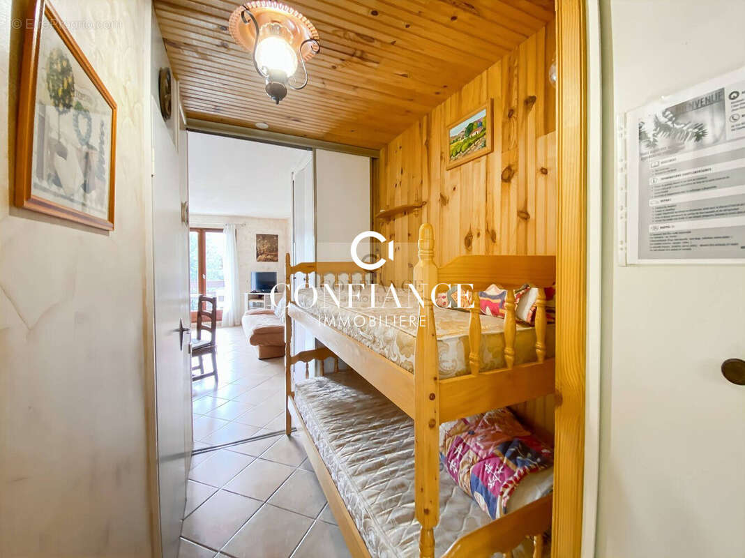Appartement à SAINT-ETIENNE-DE-TINEE