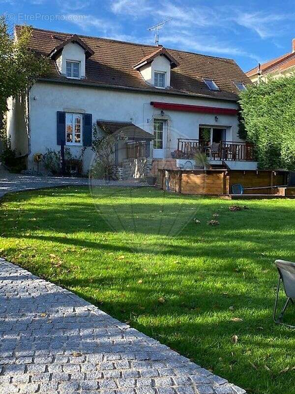 Maison à BELLERIVE-SUR-ALLIER