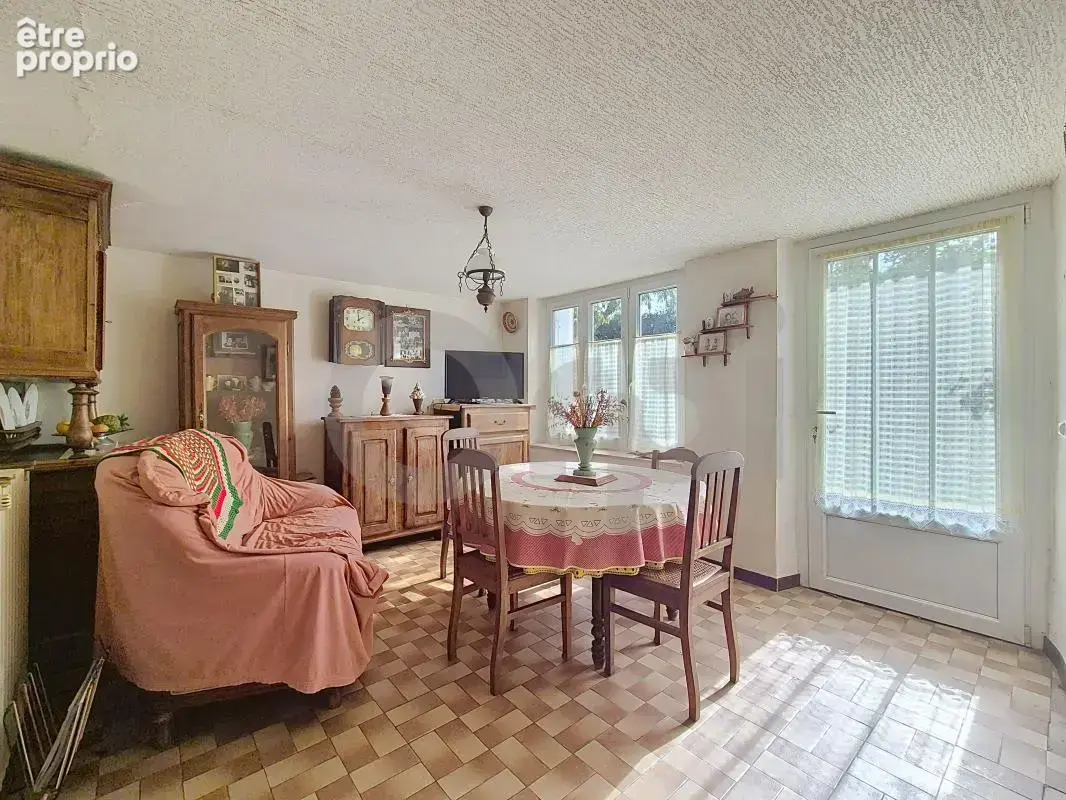 Maison familiale avec terrain et garage – La Rivière-de-Mansac - photo 9