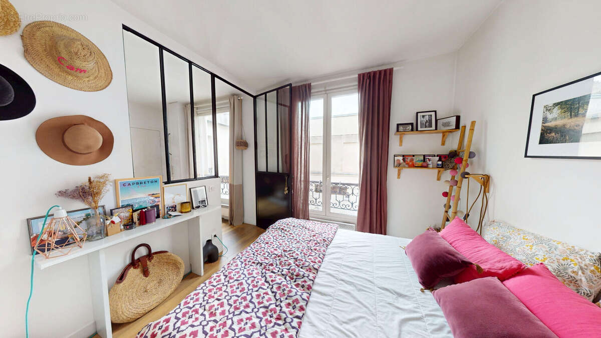 Appartement à PARIS-11E