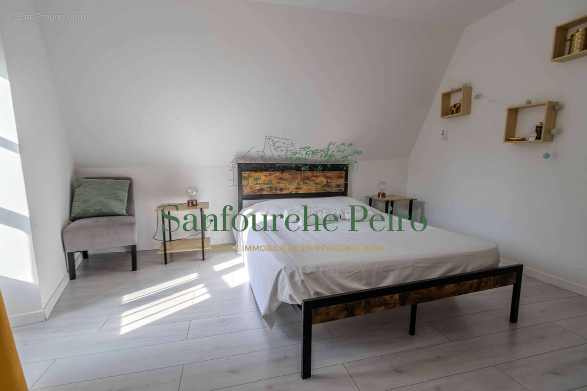 Au cœur de la ville de Sarlat -  Périgord Noir - photo 12