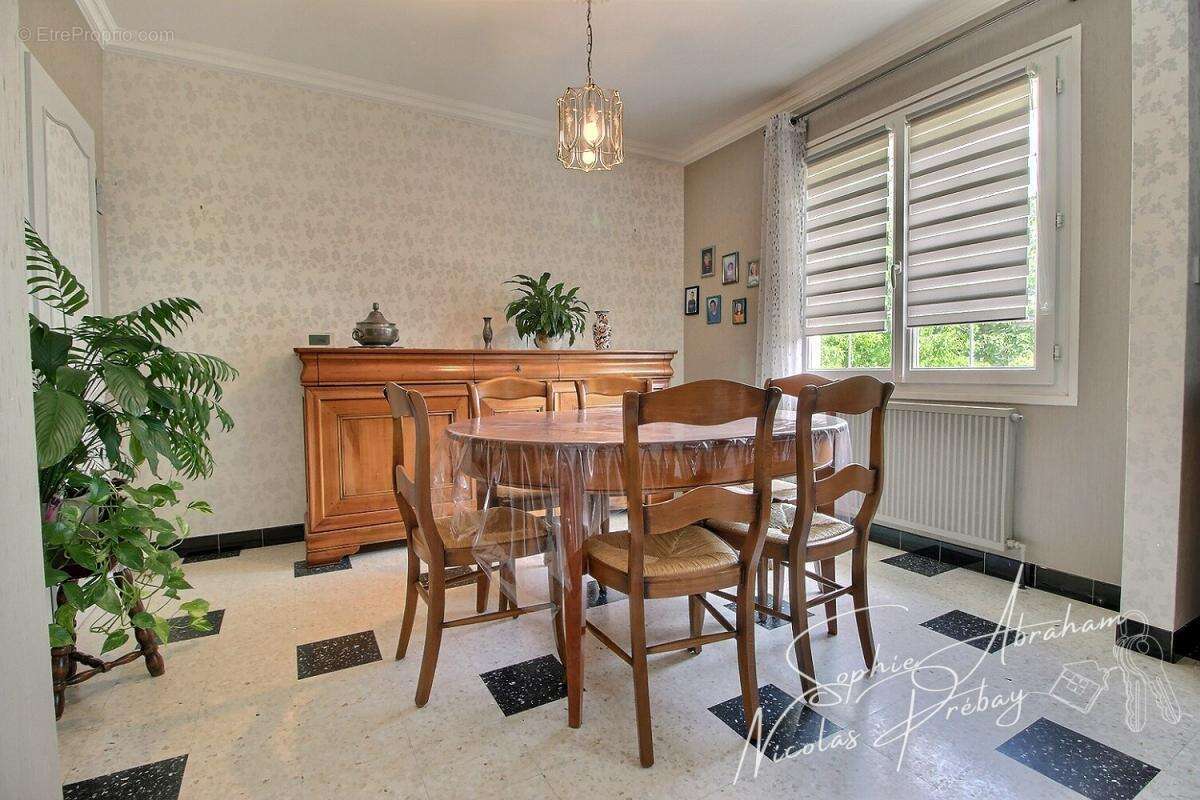 Maison sur sous-sol total avec jardin clos - photo 4