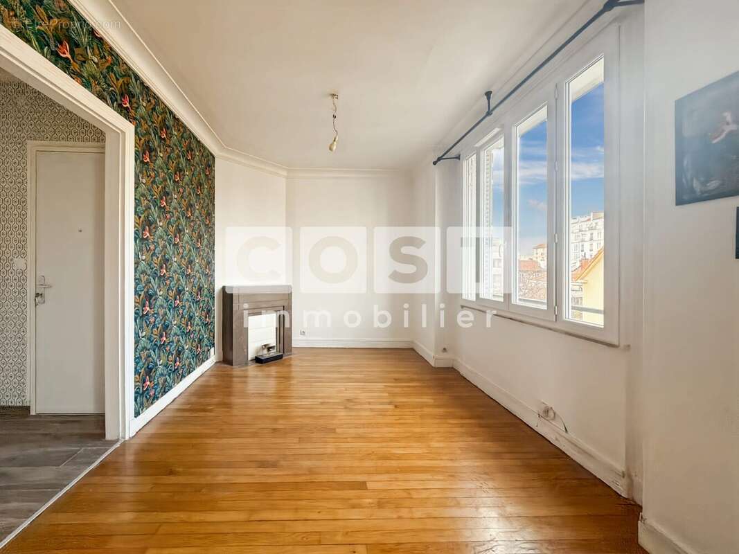 Appartement à ASNIERES-SUR-SEINE