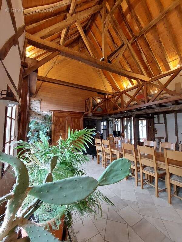 Maison à SAINT-BONNET-EN-BRESSE