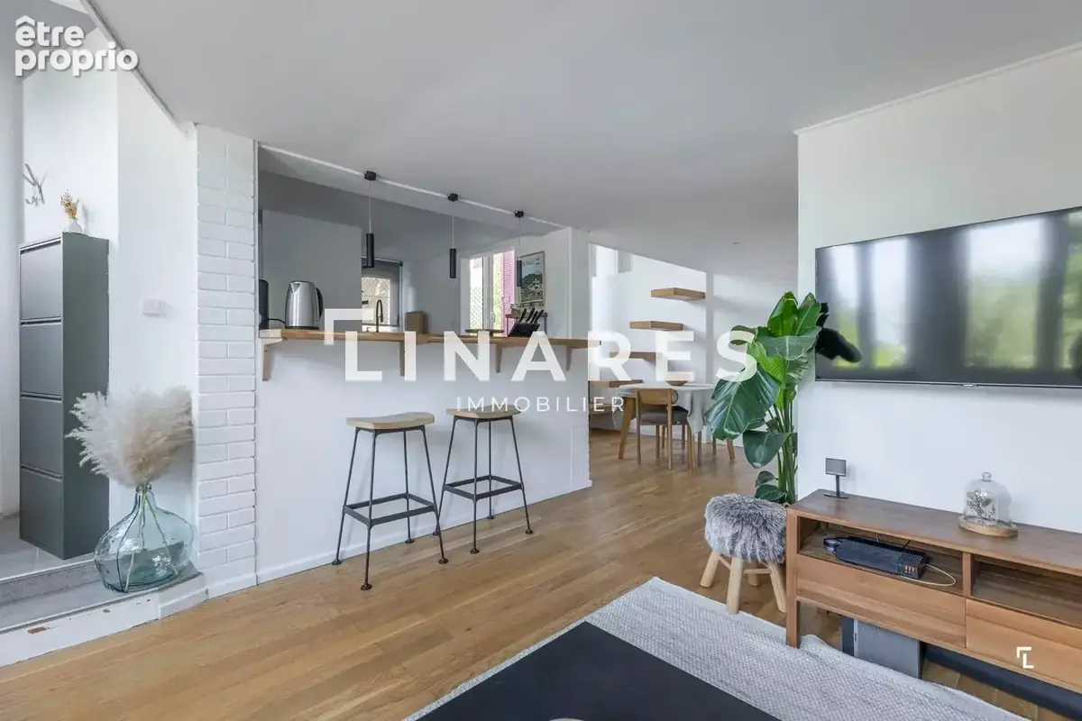 Appartement à MARSEILLE-7E