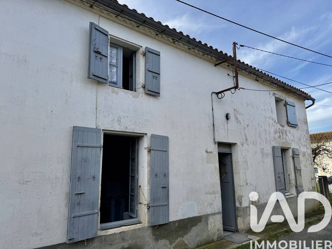 Photo 1 - Maison à MEDIS