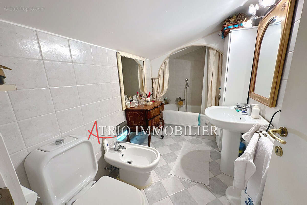 Appartement à VILLEFRANCHE-SUR-MER