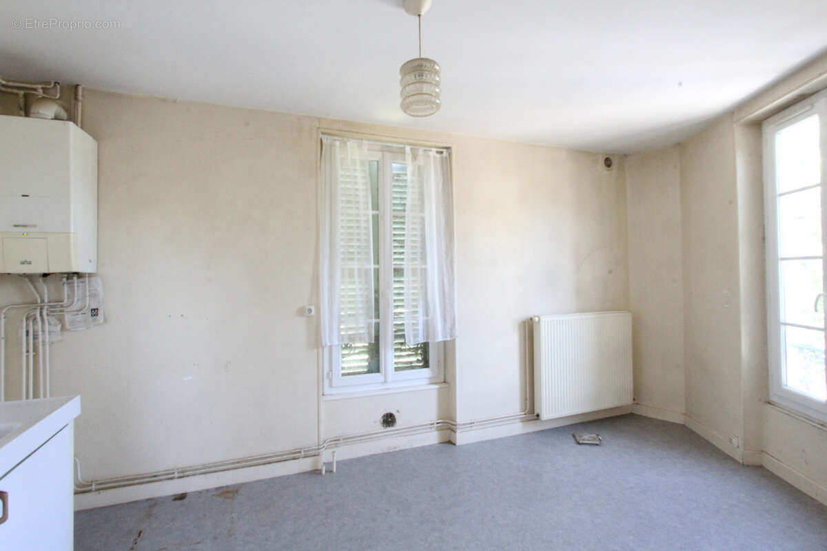 Appartement à LA CHARITE-SUR-LOIRE