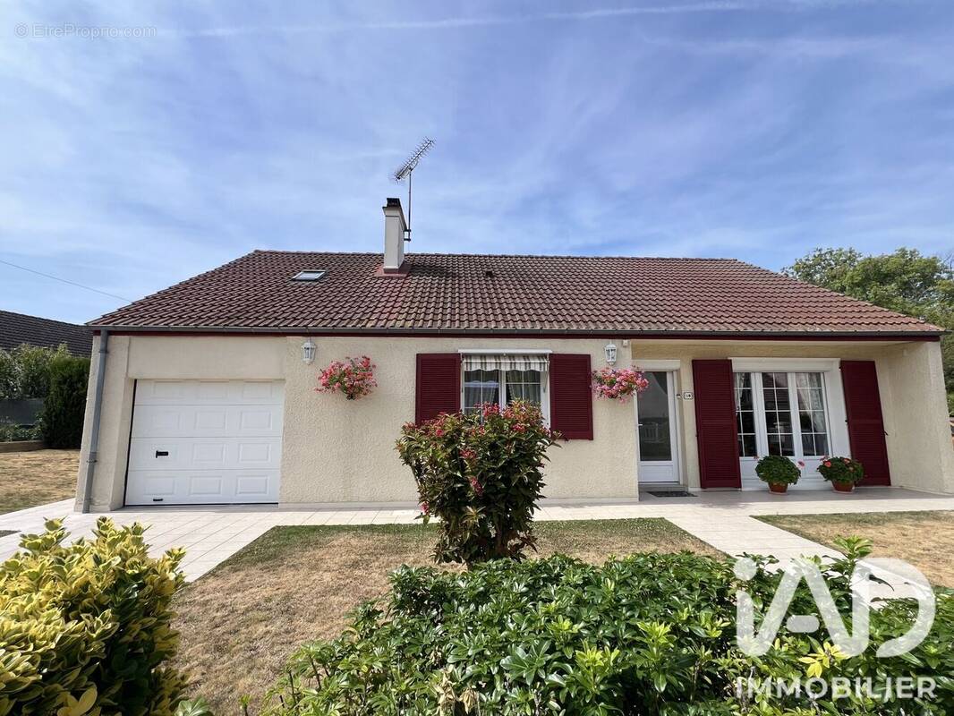 Photo 1 - Maison à BELLEU