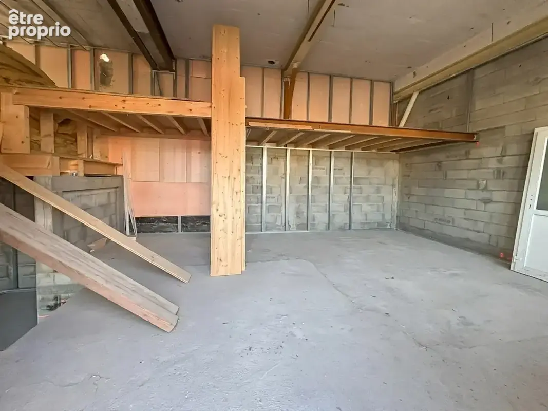 Appartement duplex - Plateau à aménager   Mercury (proche Albertville) - photo 1