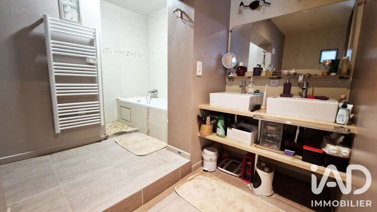 Maison 130 m² à Xanton-Chassenon  - photo 5