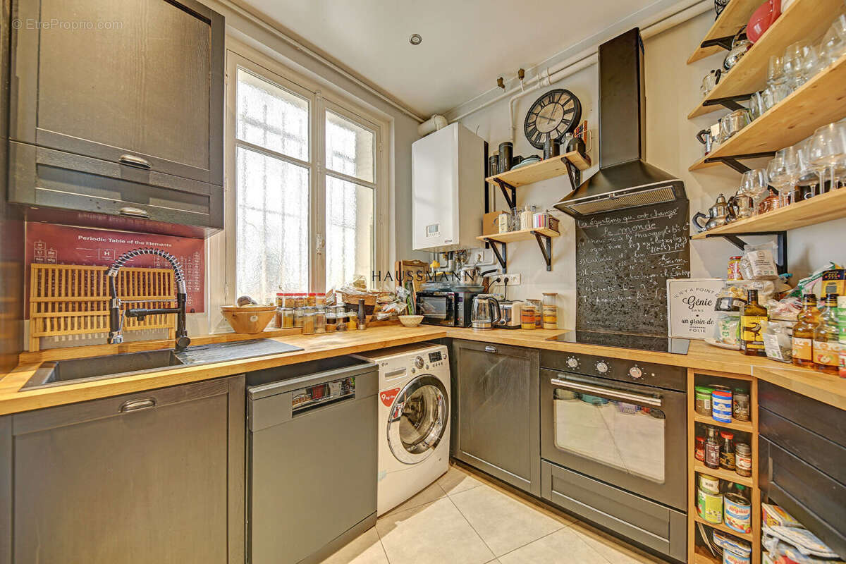 Appartement à PARIS-7E