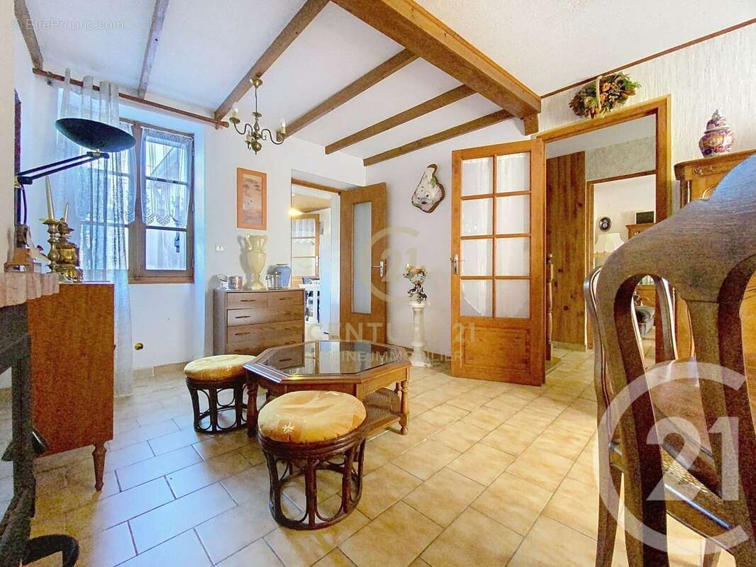 Maison à LE POULIGUEN