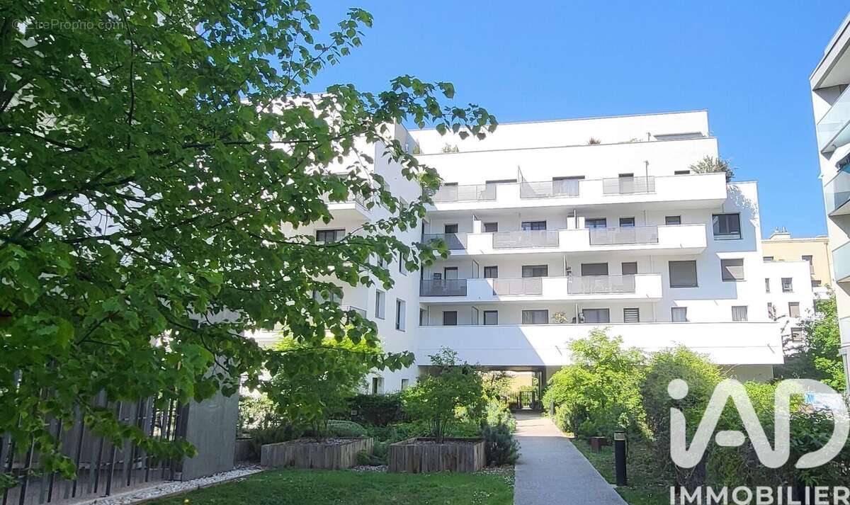 Photo 6 - Appartement à SAINT-PRIEST