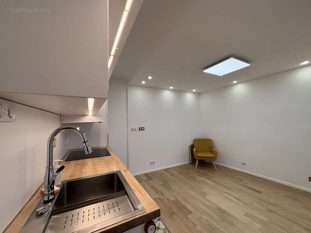 Appartement à PARIS-9E