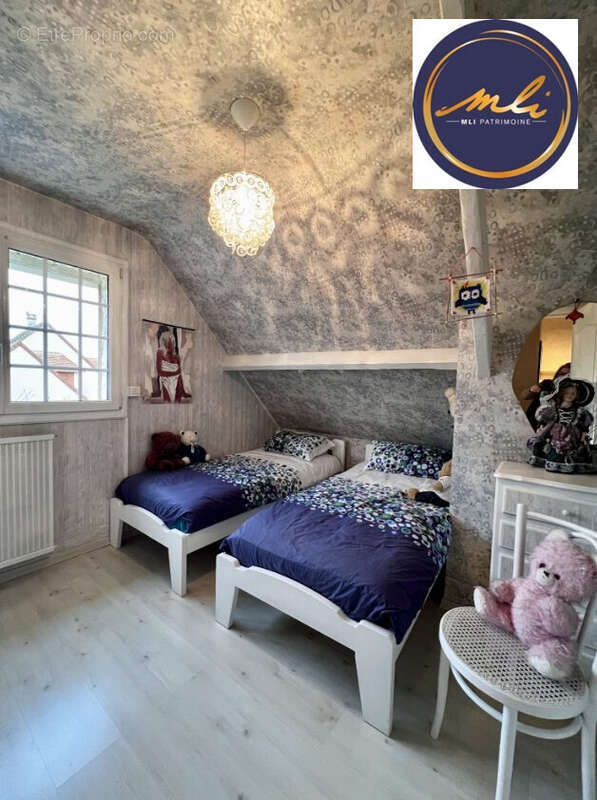Maison à FONTAINE-ETOUPEFOUR