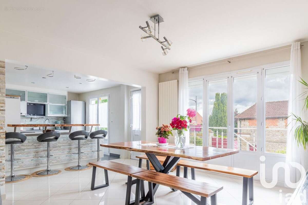 Photo 3 - Maison à LONGJUMEAU