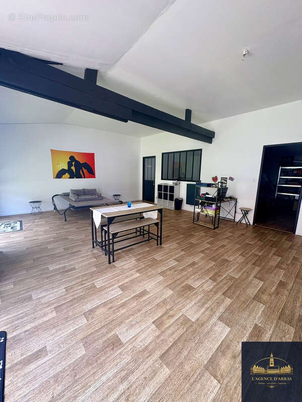 Tilloy-lès-mofflaines   plain-pied d'exception aux allures de loft   145 m2 habitables + 50 m2 de potentiel - photo 9