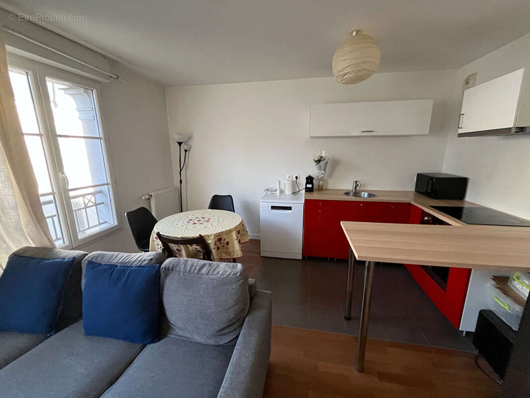 Appartement à CHAVILLE