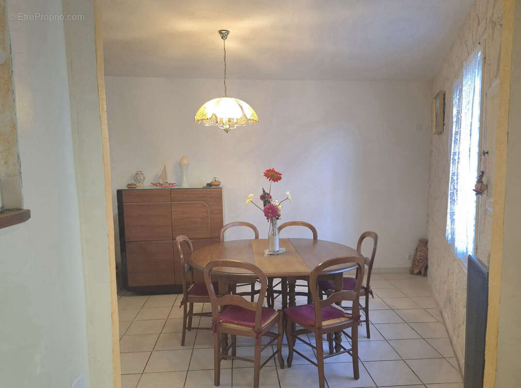 salle à manger - Maison à ALLAUCH
