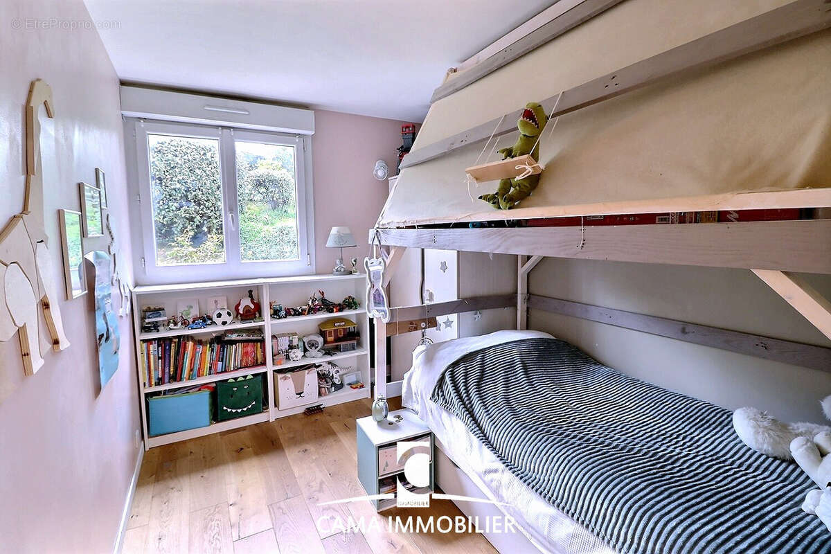 Appartement à MONTIGNY-LE-BRETONNEUX