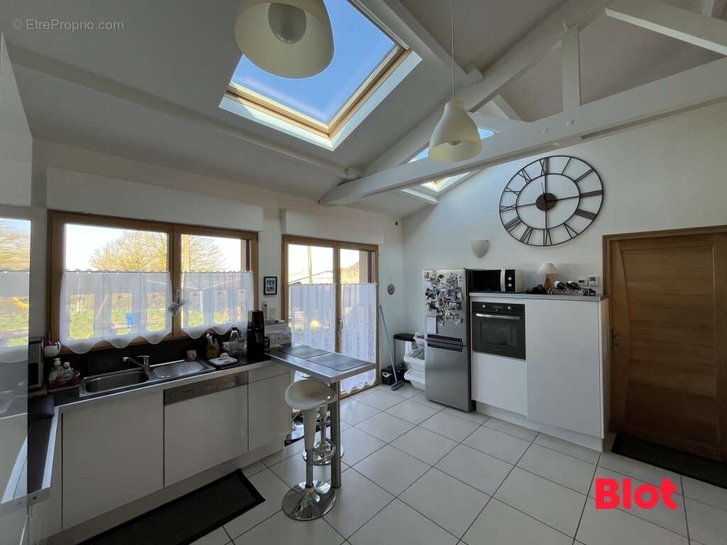 Maison à ERCE-EN-LAMEE