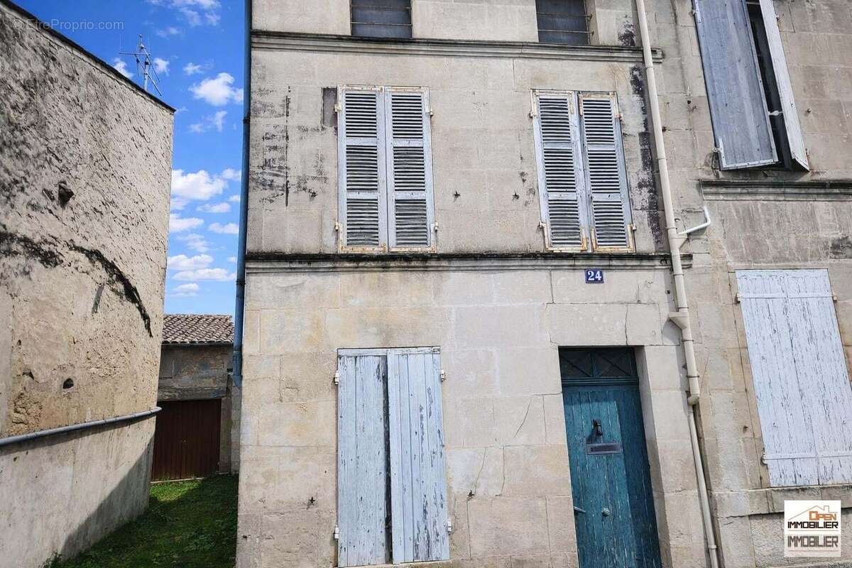Maison à JARNAC