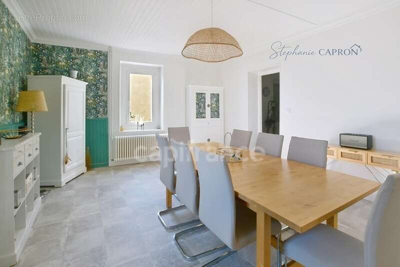 Maison Familiale de 141 m² à Tignieu-Jameyzieu - A découvrir sans attendre ! - photo 5