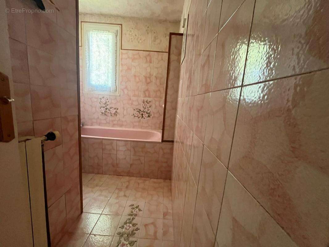 Maison à SAINT-GERMER-DE-FLY