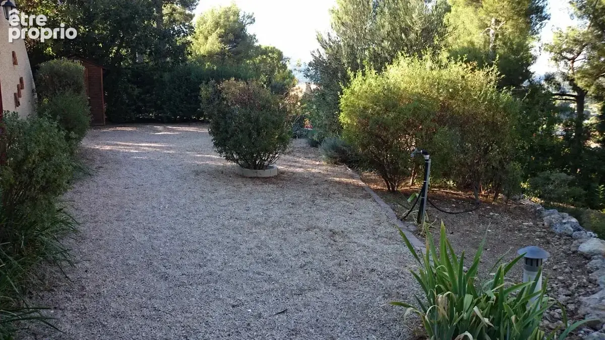 Villa type 4, 103m², 3 chambres, garage, jardin clos - photo 10