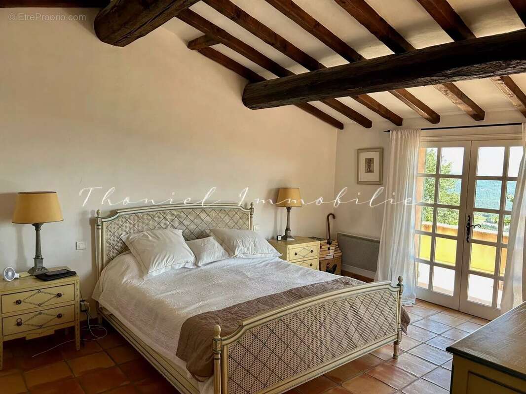 Maison à LA GARDE-FREINET