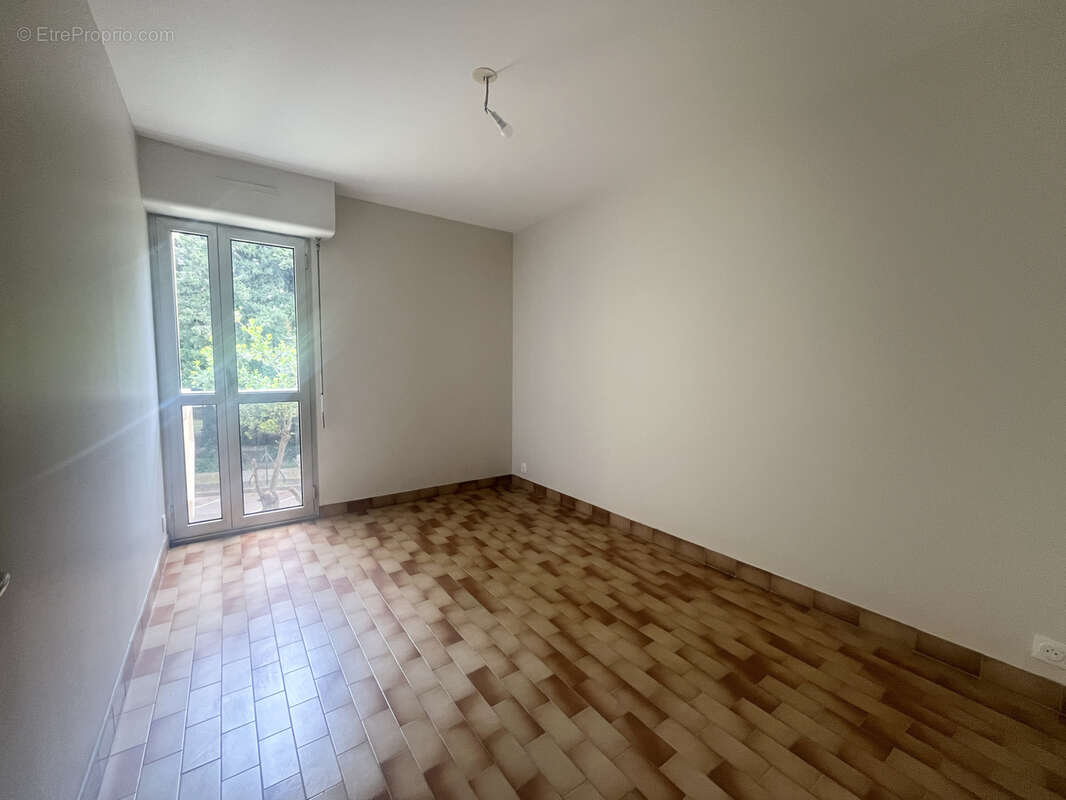 Appartement à CARRY-LE-ROUET