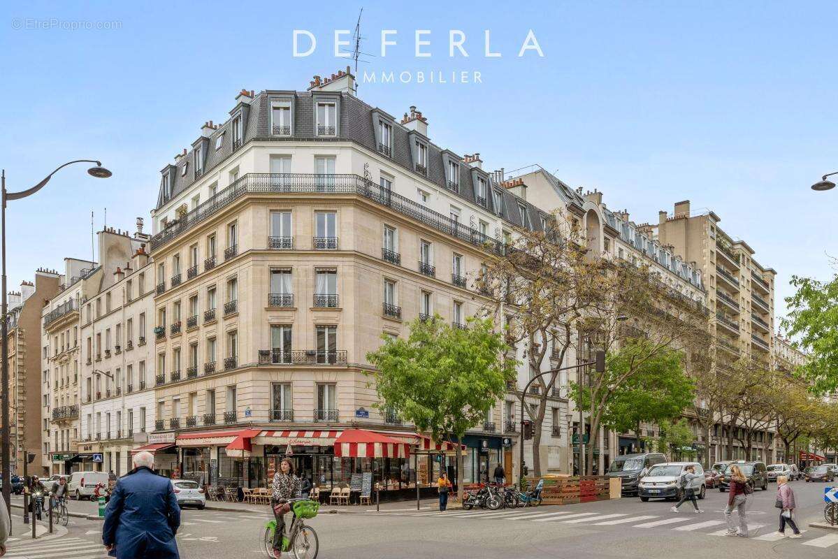 Appartement à PARIS-11E