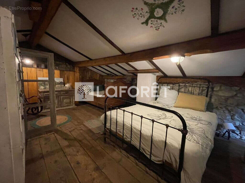 Maison à BELLEVILLE