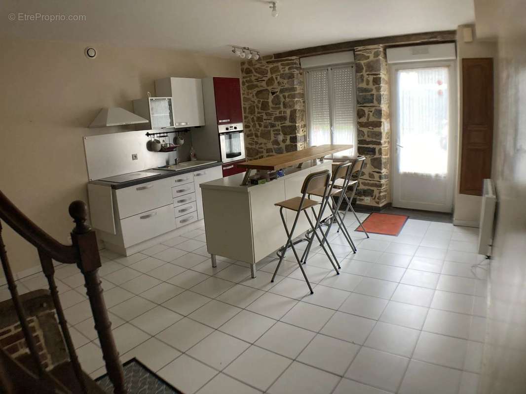 Maison à MARTIGNE-FERCHAUD