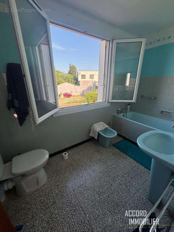 Maison 110 m2- beziers- four a chaux - photo 5
