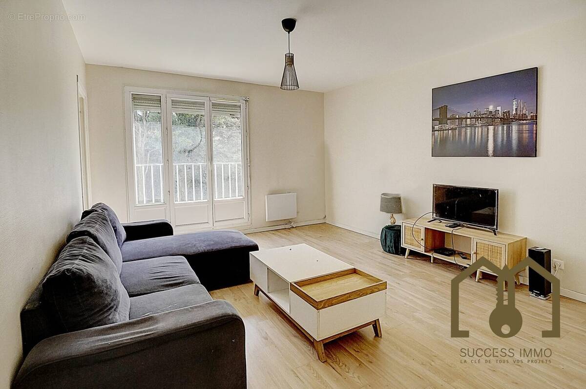 Appartement à VAULX-EN-VELIN