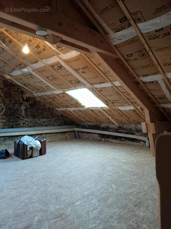 Maison à CEAUX-EN-COUHE