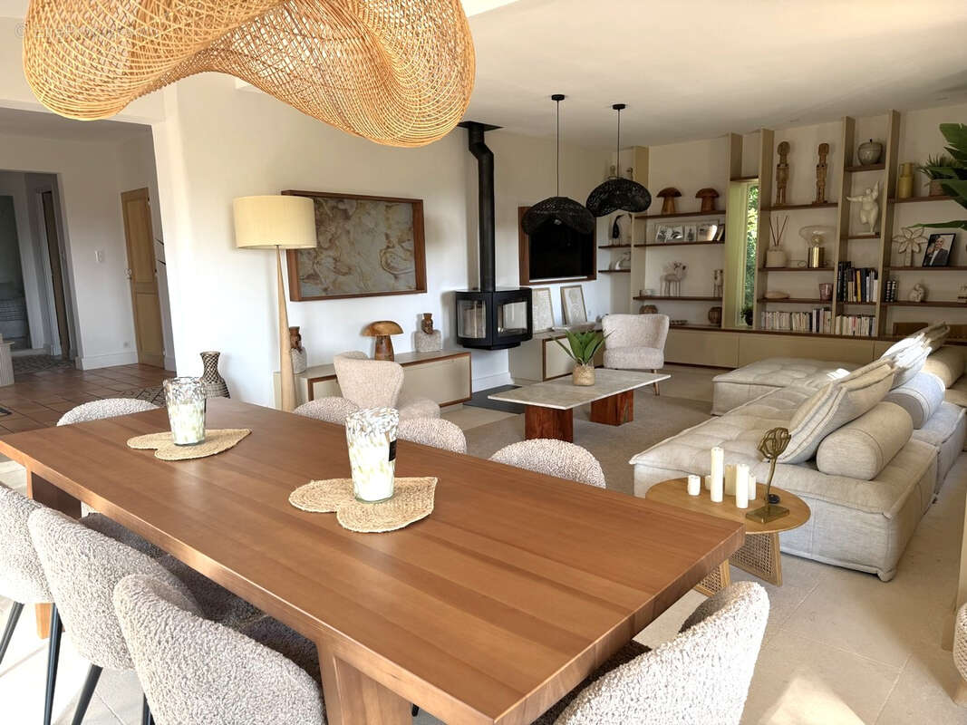 Maison à VILLENEUVE-LES-AVIGNON