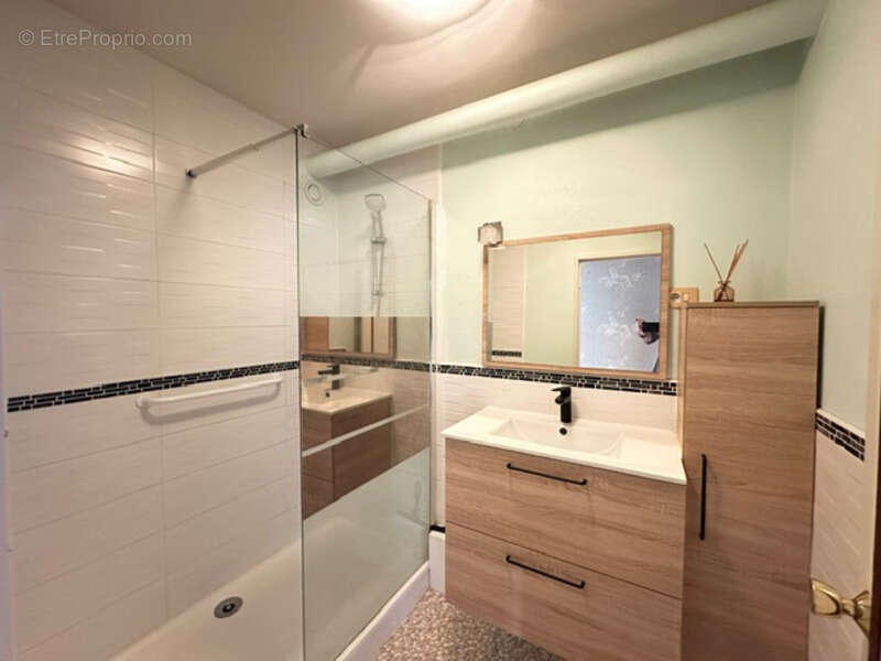  RARE À ANGOULÊME – Appartement 3 chambres au dernier étage !  - photo 7
