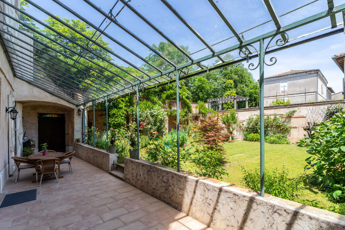 Maison à MOISSAC